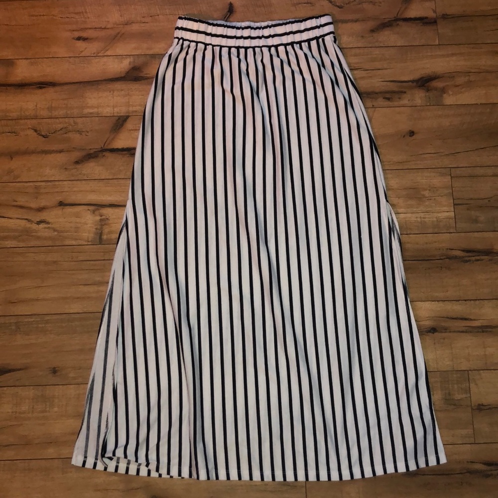 Maxi skirt